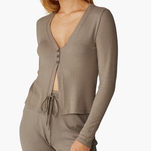 BNWT beyond yoga Well Traveled Cardigan